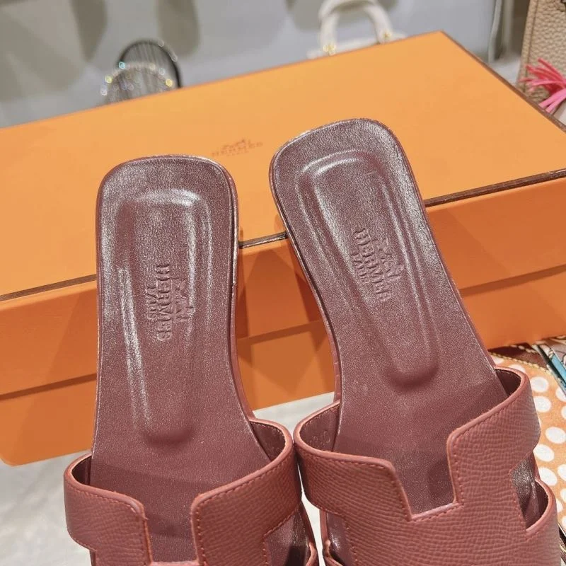 Neat Hermes Slippers 28203