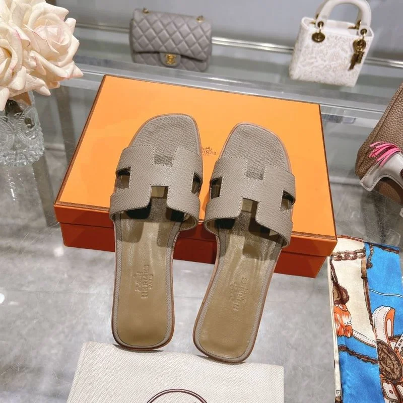 Lightweight Hermes Slippers 28167