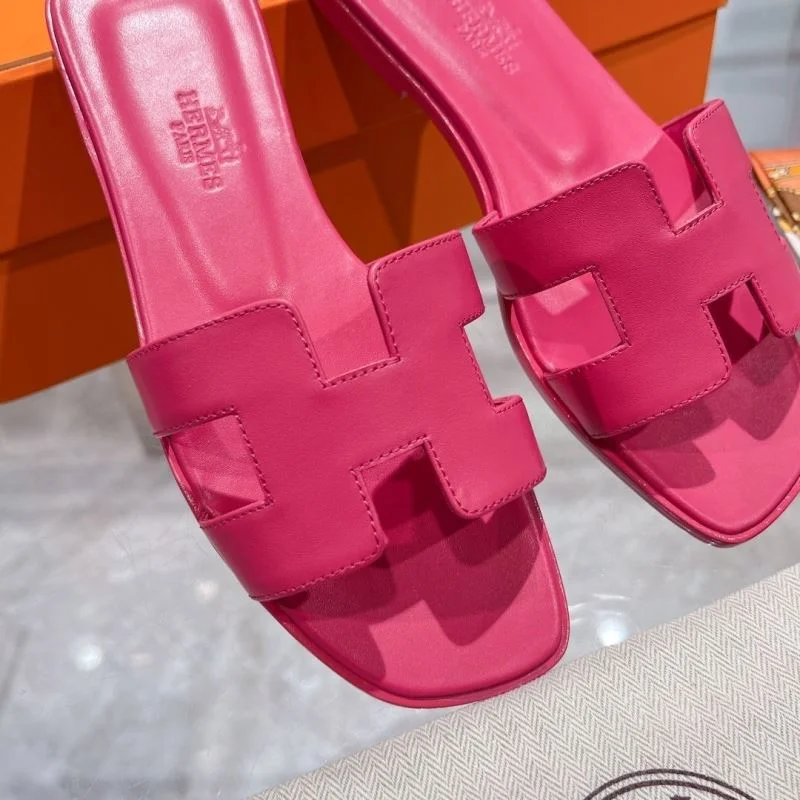 ModernLook Hermes Slippers 28139
