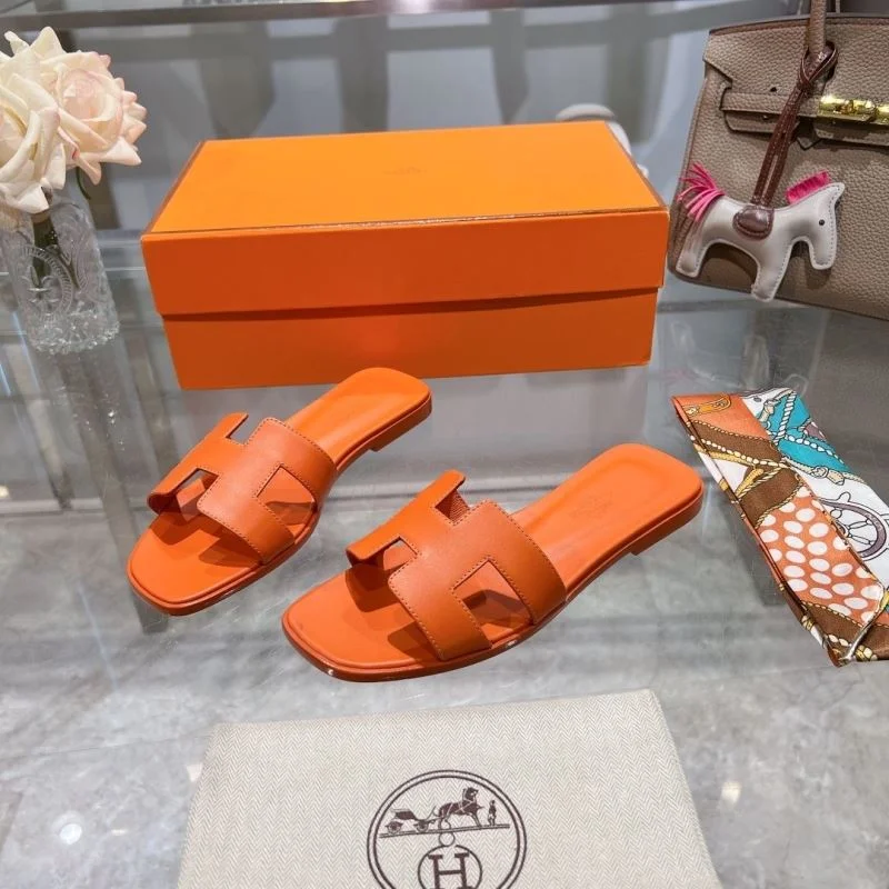 Compact Hermes Slippers 28120