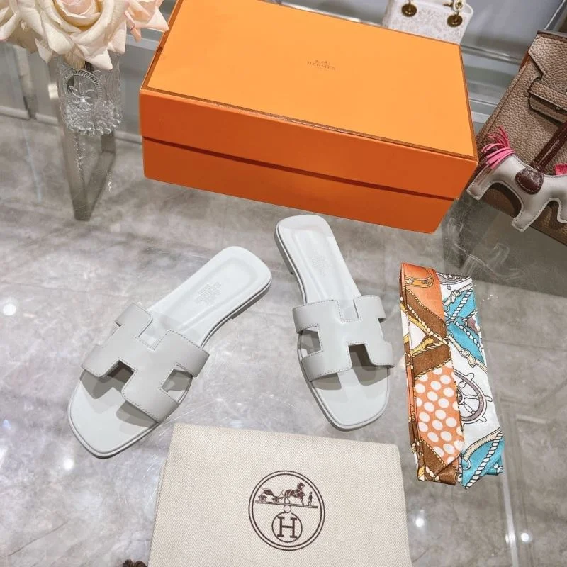 TechFriendly Hermes Slippers 28119