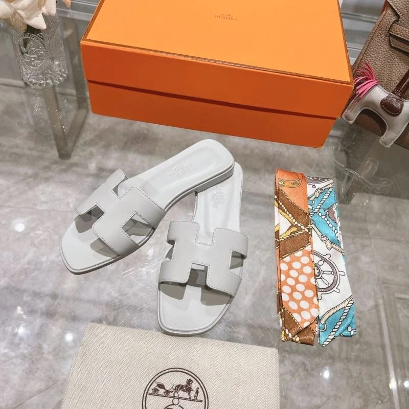 TechFriendly Hermes Slippers 28119
