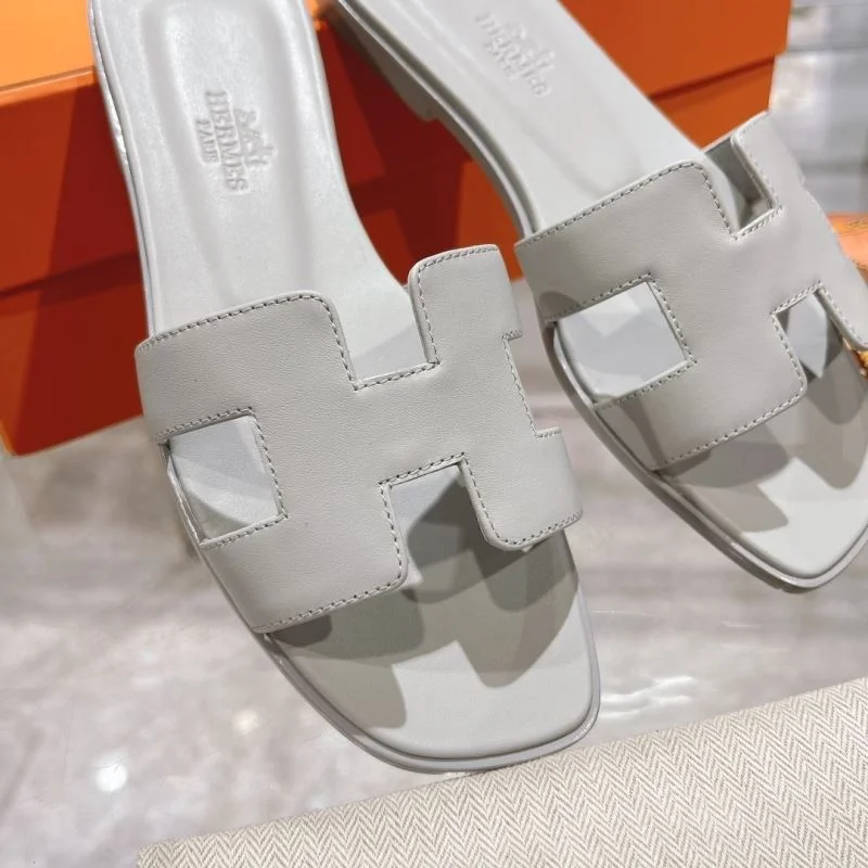 TechFriendly Hermes Slippers 28119
