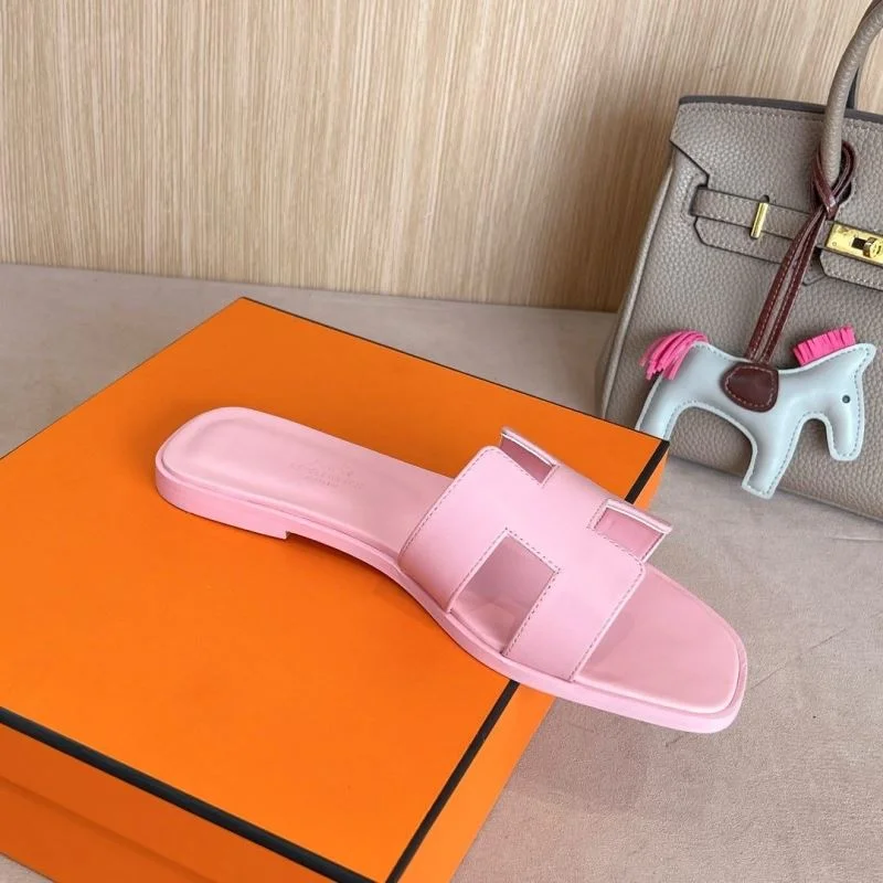 Bold Hermes Slippers 28108