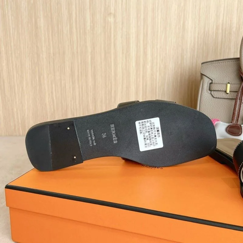 Upgraded Hermes Slippers 28103