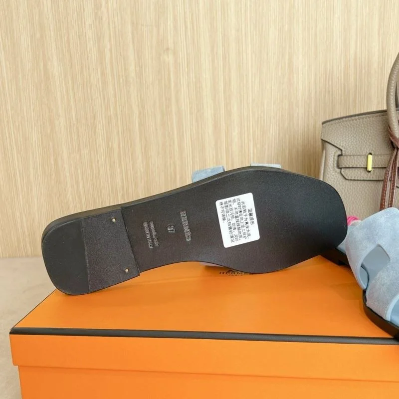 Sporty Hermes Slippers 28090