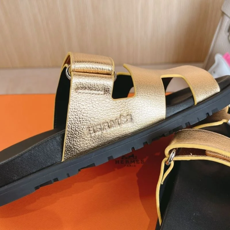 Snug Hermes Slippers 28075