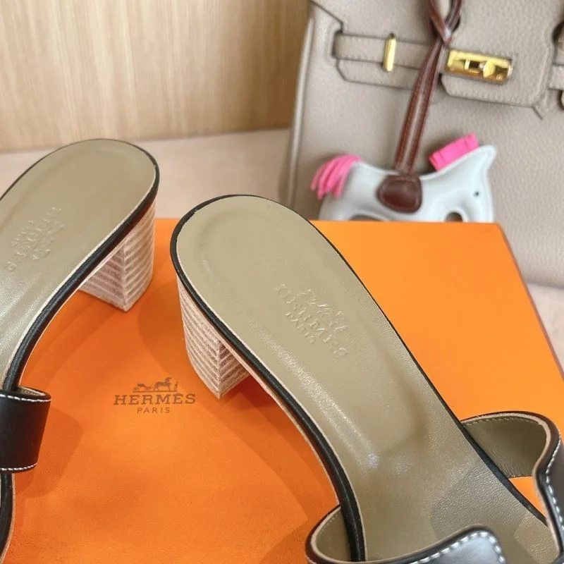 Hermes Slippers Cozy 28047