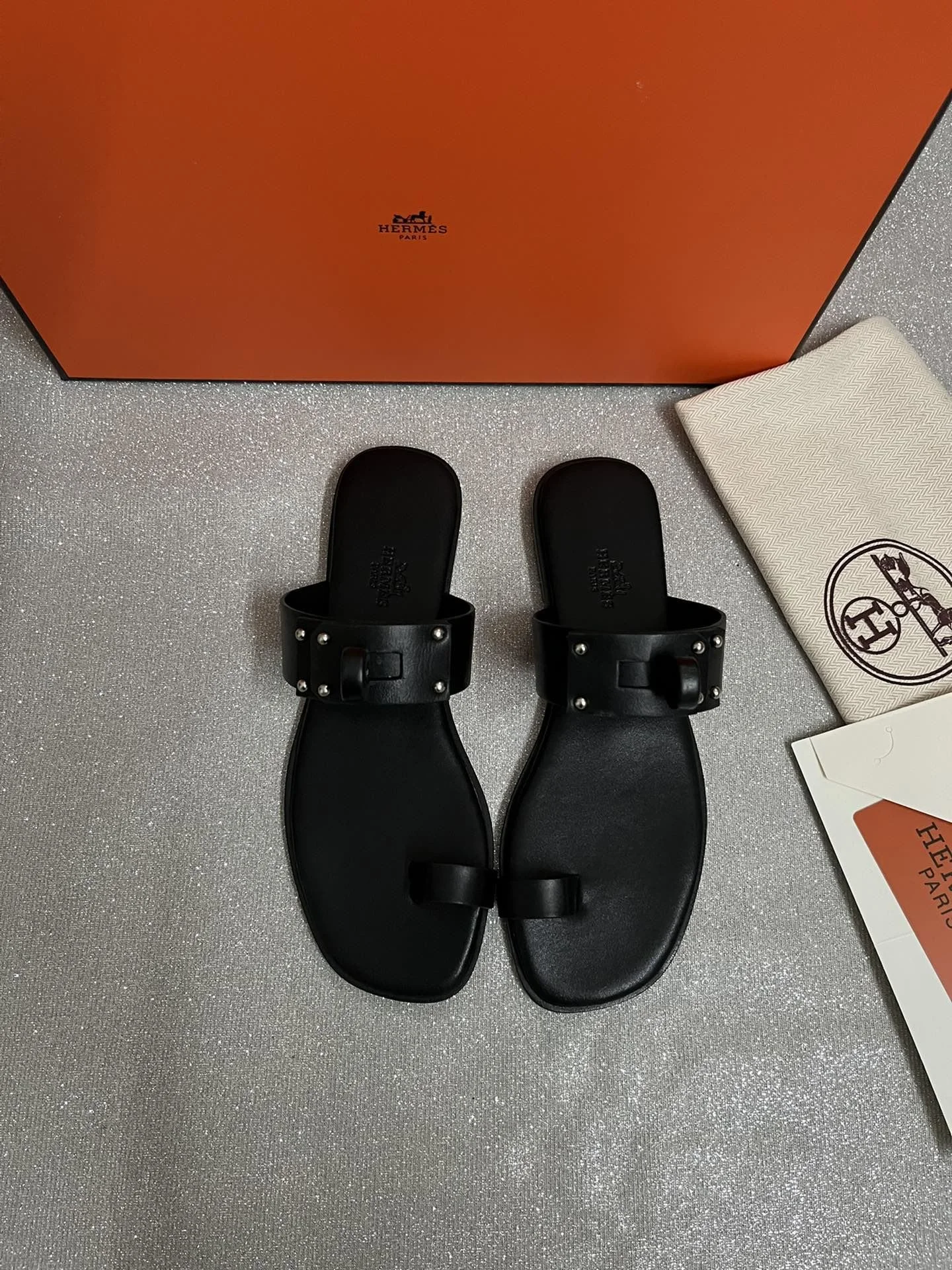 Sustainable Hermes Slippers 26419
