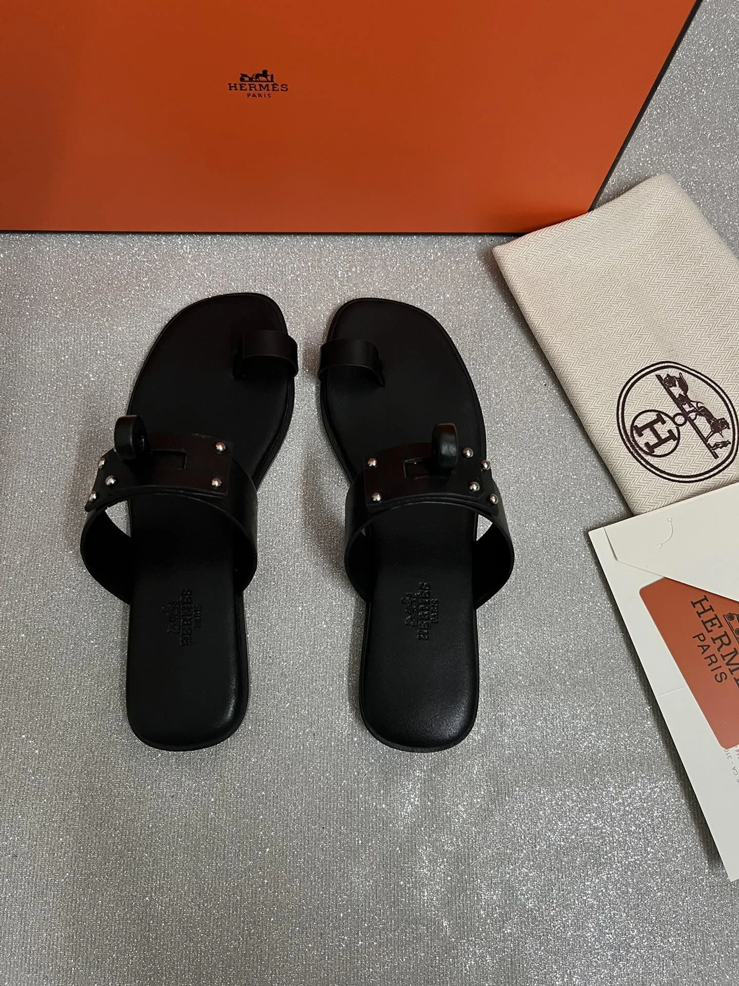 Sustainable Hermes Slippers 26419