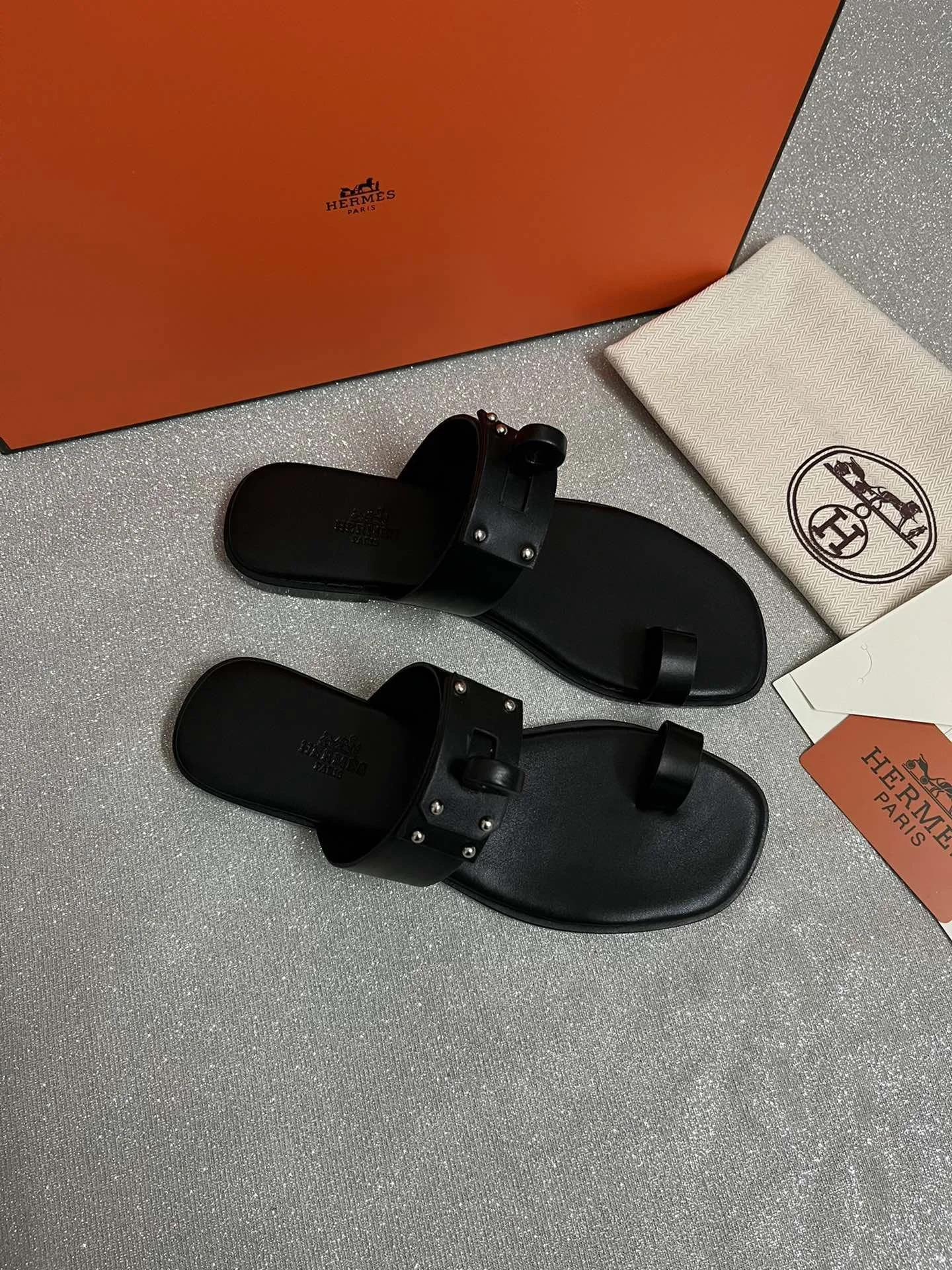 Sustainable Hermes Slippers 26419