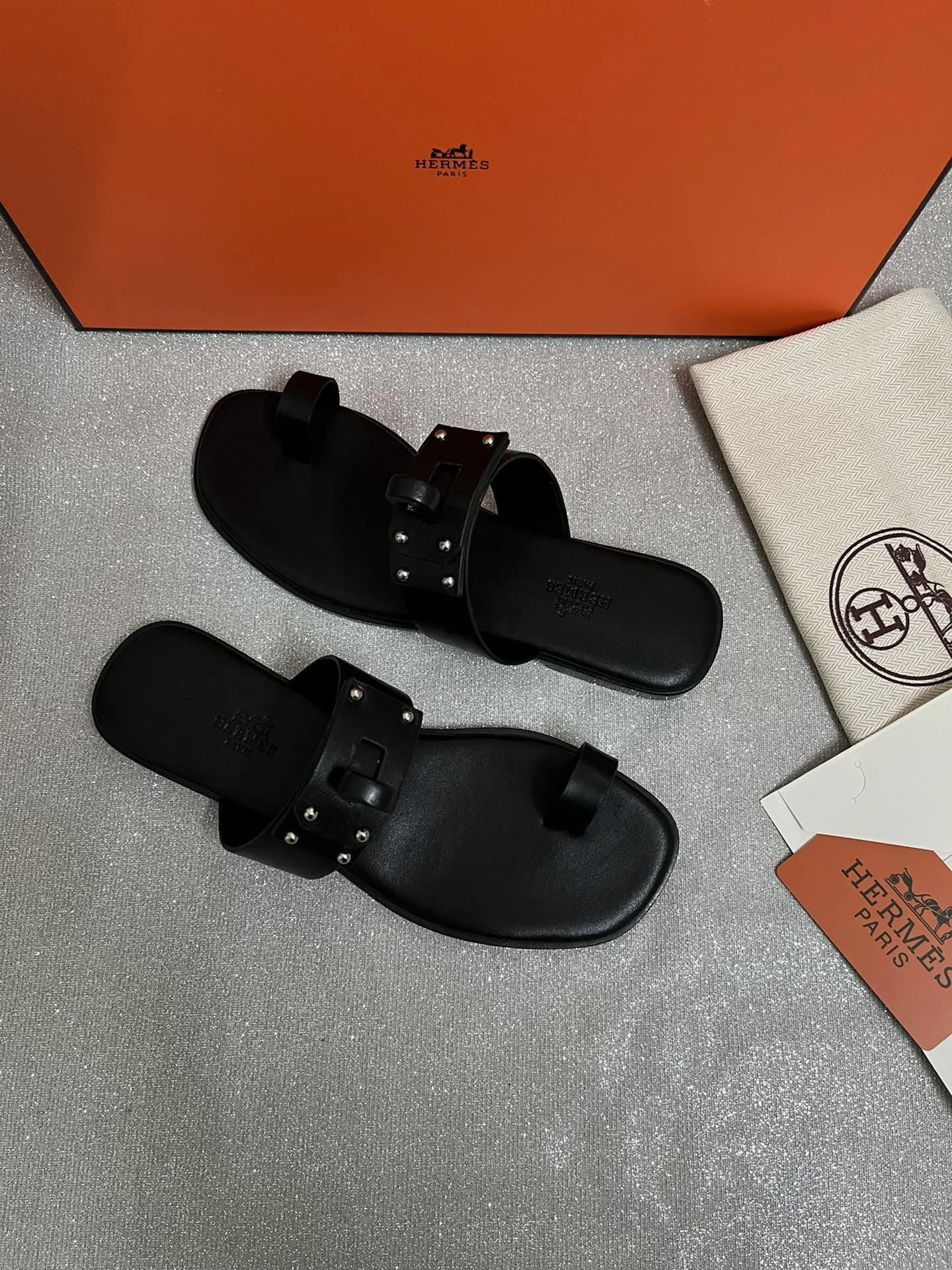 Sustainable Hermes Slippers 26419