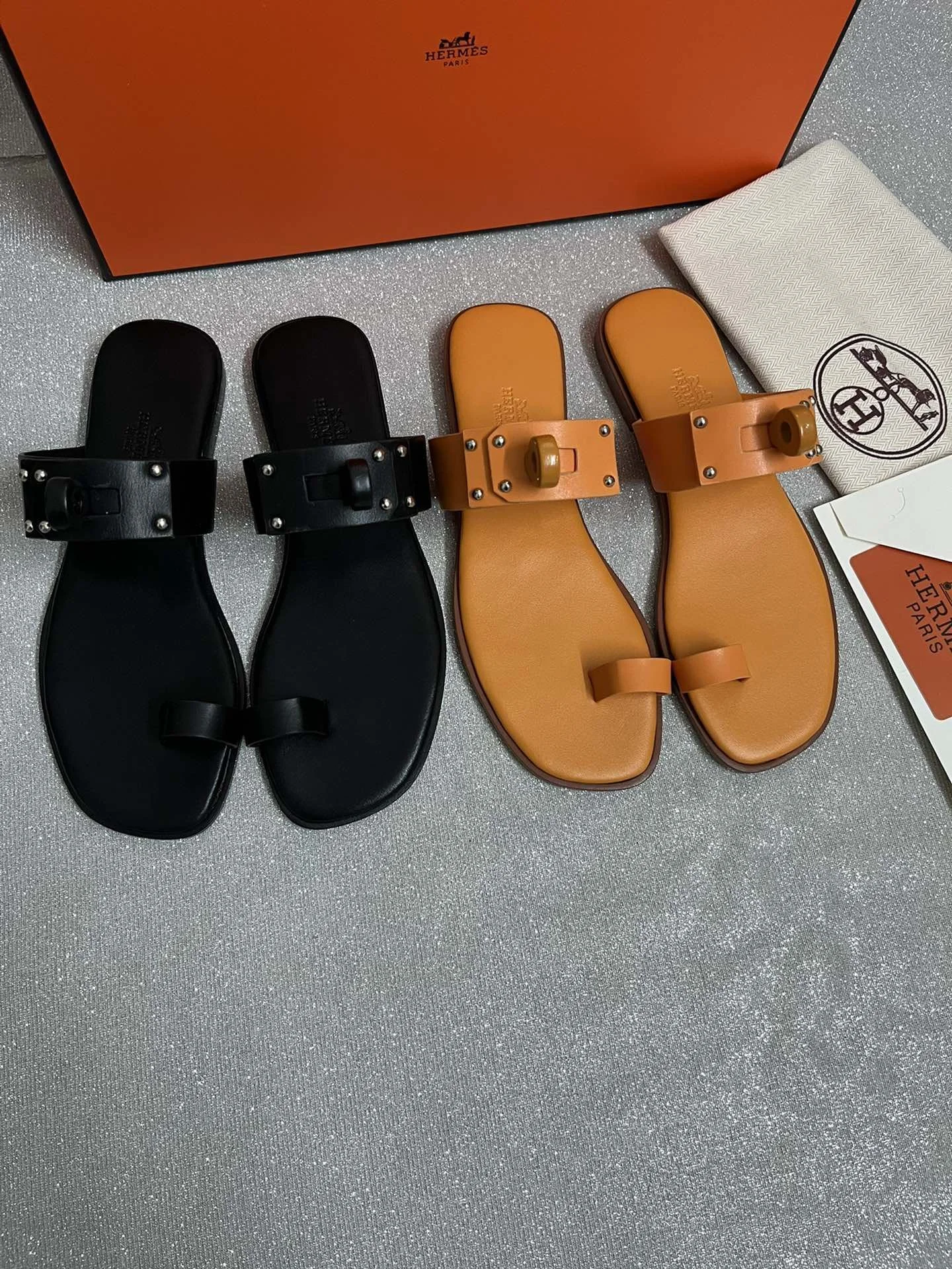 Sustainable Hermes Slippers 26419