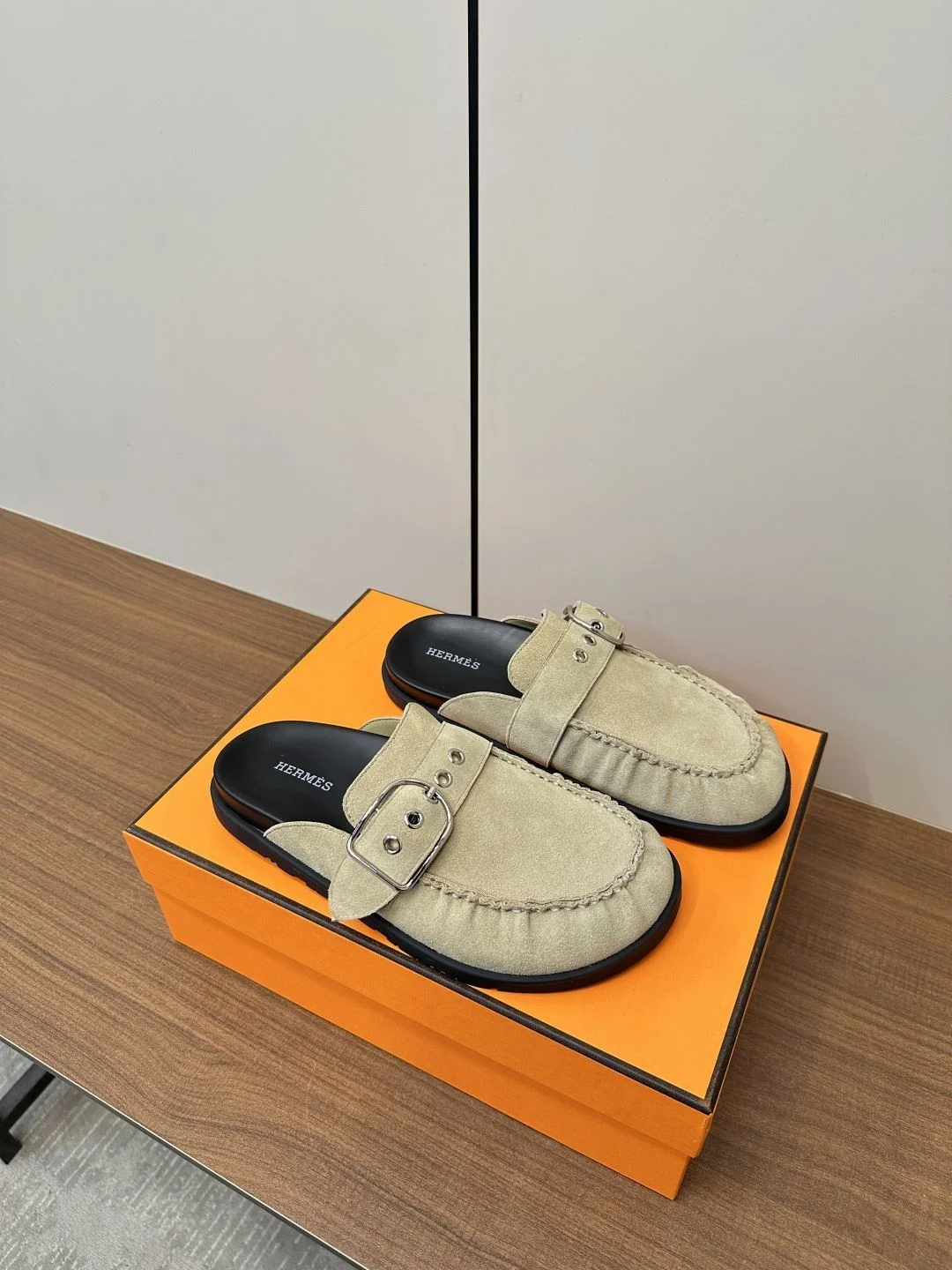 Hermes Slippers Practical 26411