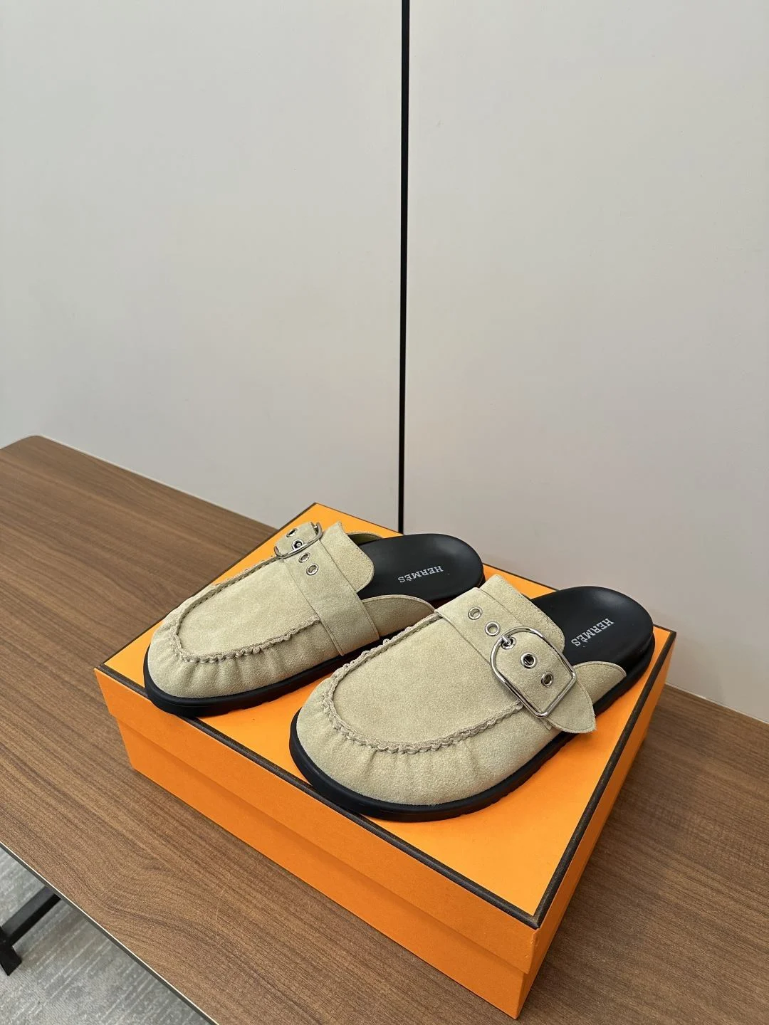 Hermes Slippers Practical 26411