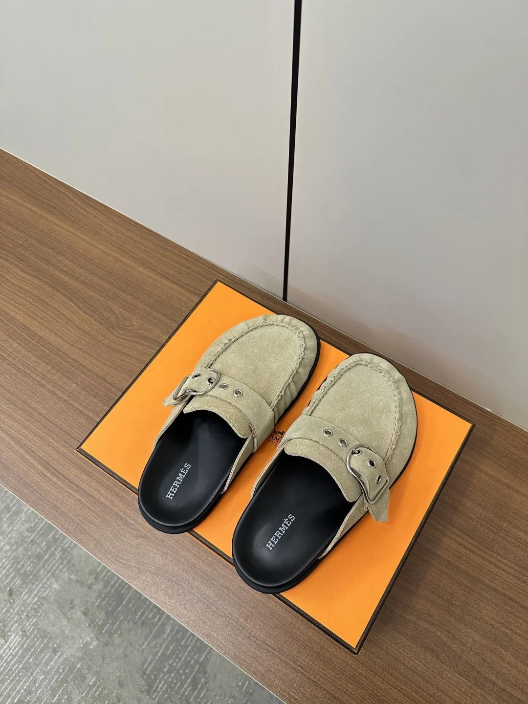 Hermes Slippers Practical 26411