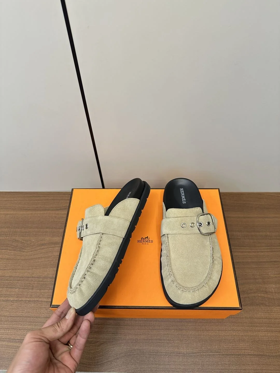 Hermes Slippers Practical 26411