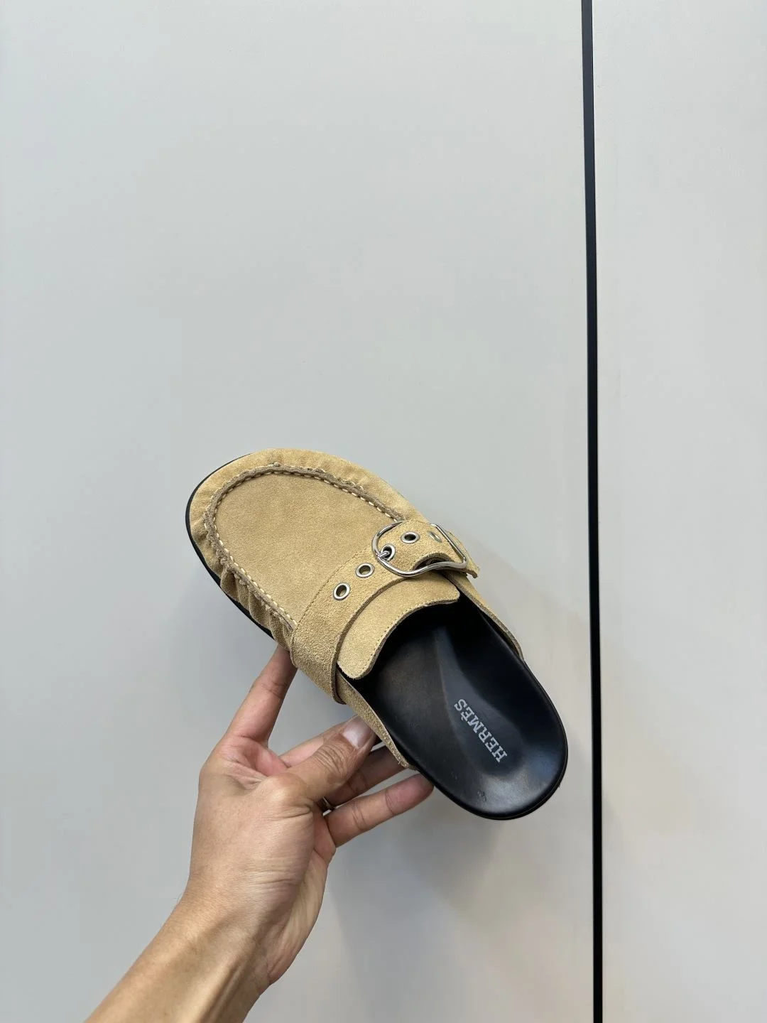 Tailored Hermes Slippers 26412