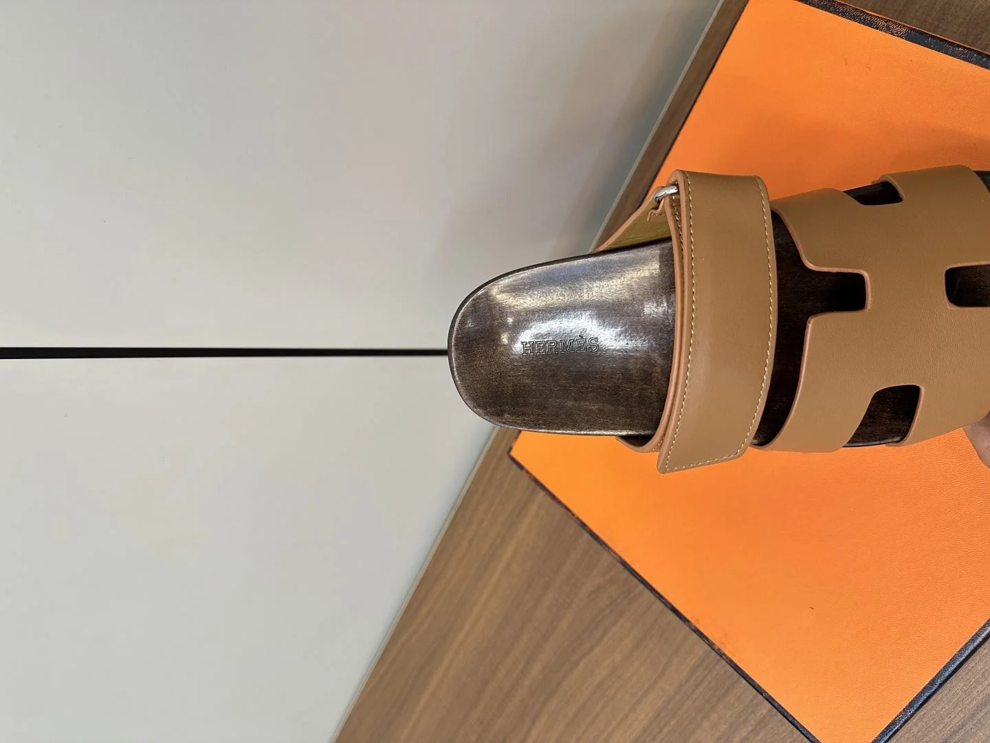 Resilient Hermes Slippers 26407