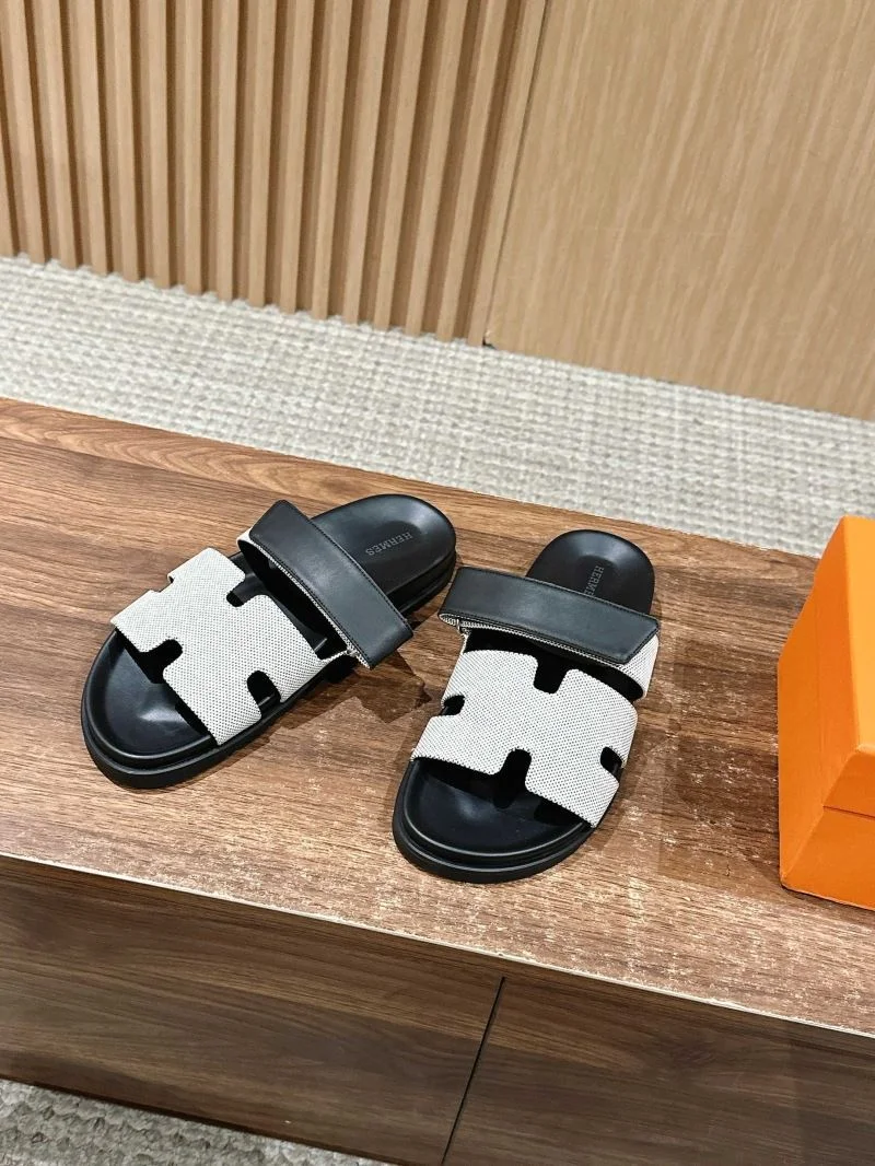 Bold Hermes Slippers 26391
