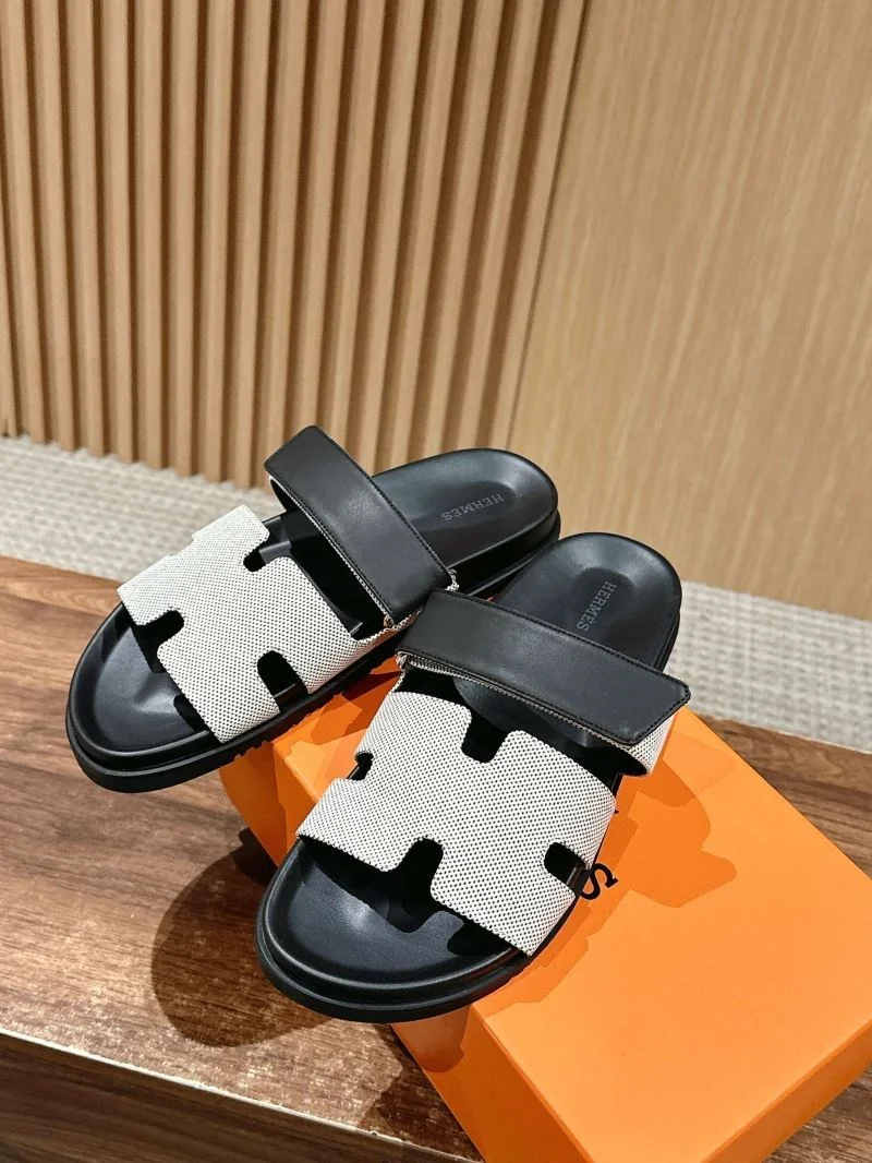 Bold Hermes Slippers 26391