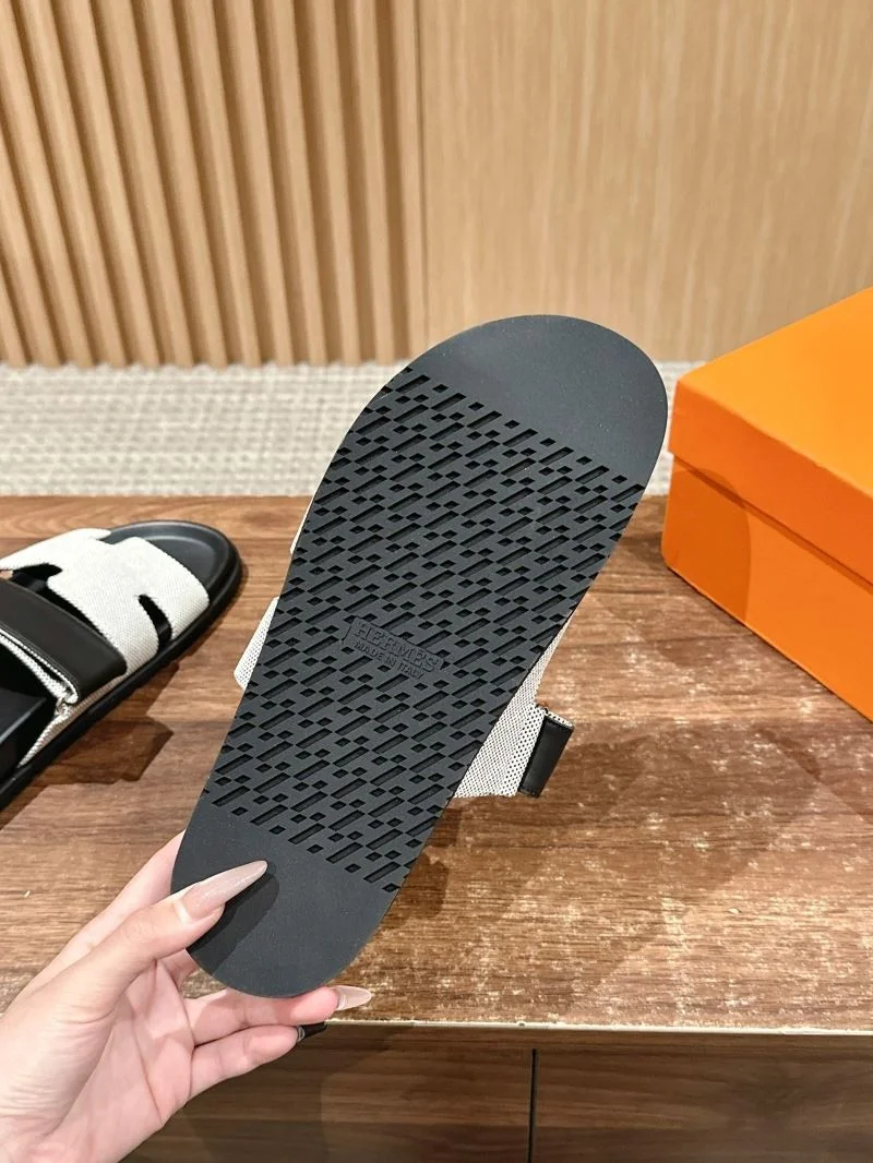 Bold Hermes Slippers 26391