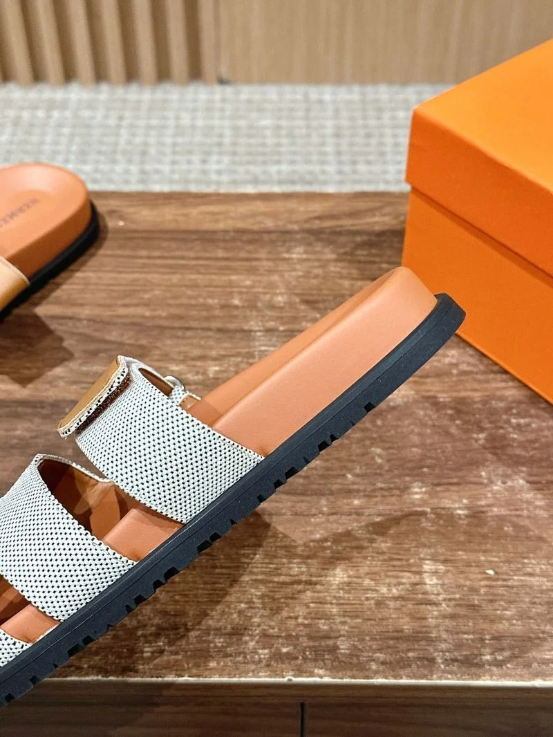 Trendsetting Hermes Slippers 26379