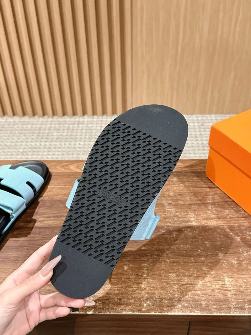 Seasonal Hermes Slippers 26433