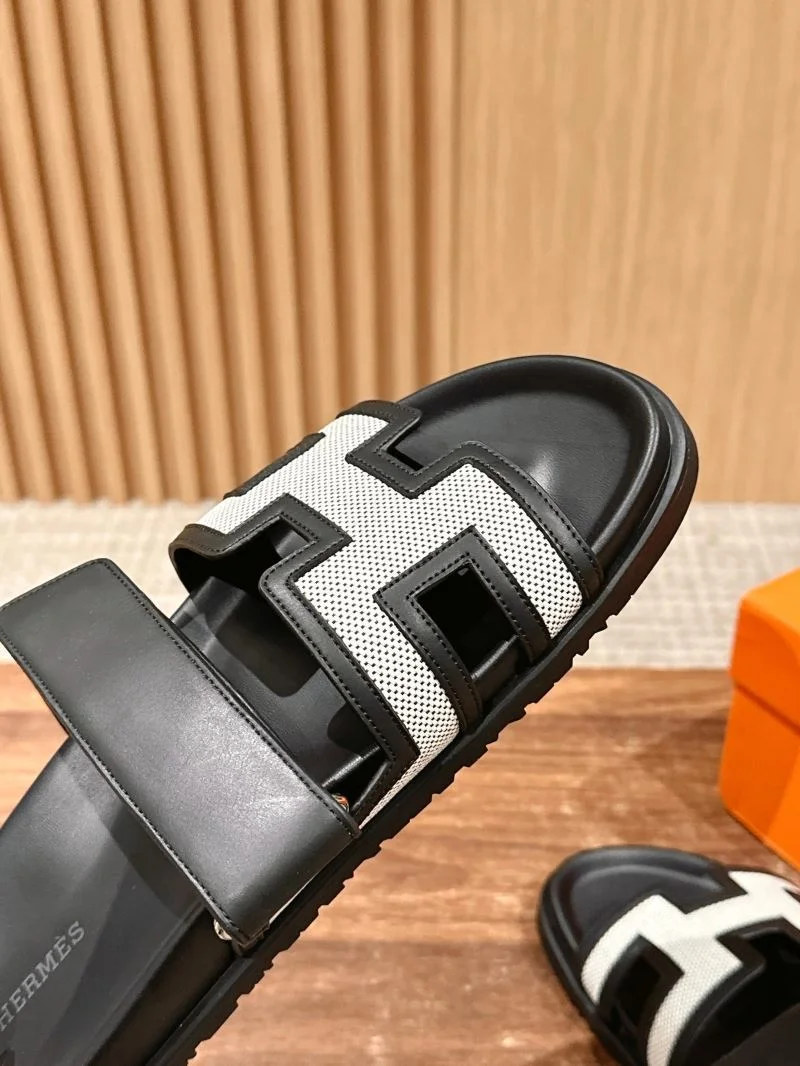 Refined Hermes Slippers 26364