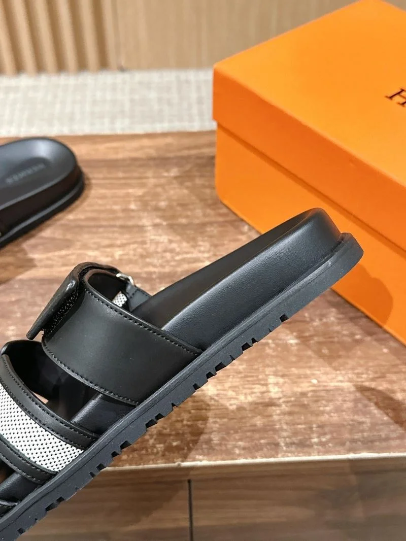 Refined Hermes Slippers 26364