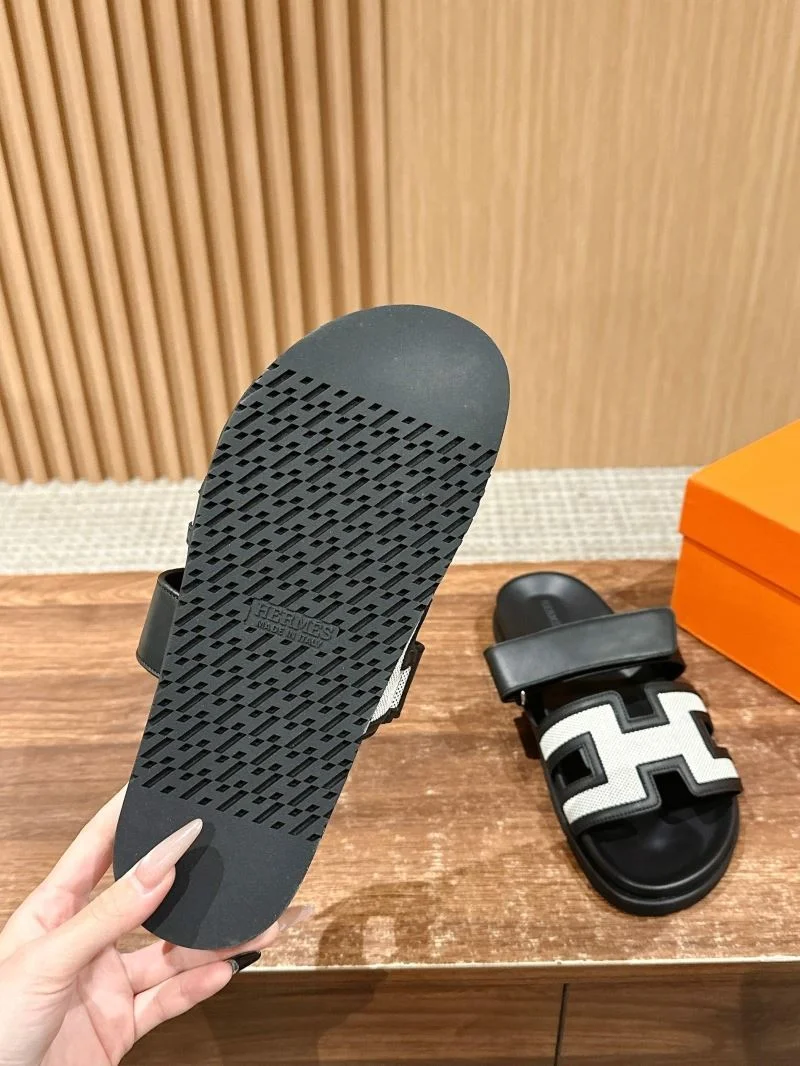 Refined Hermes Slippers 26364