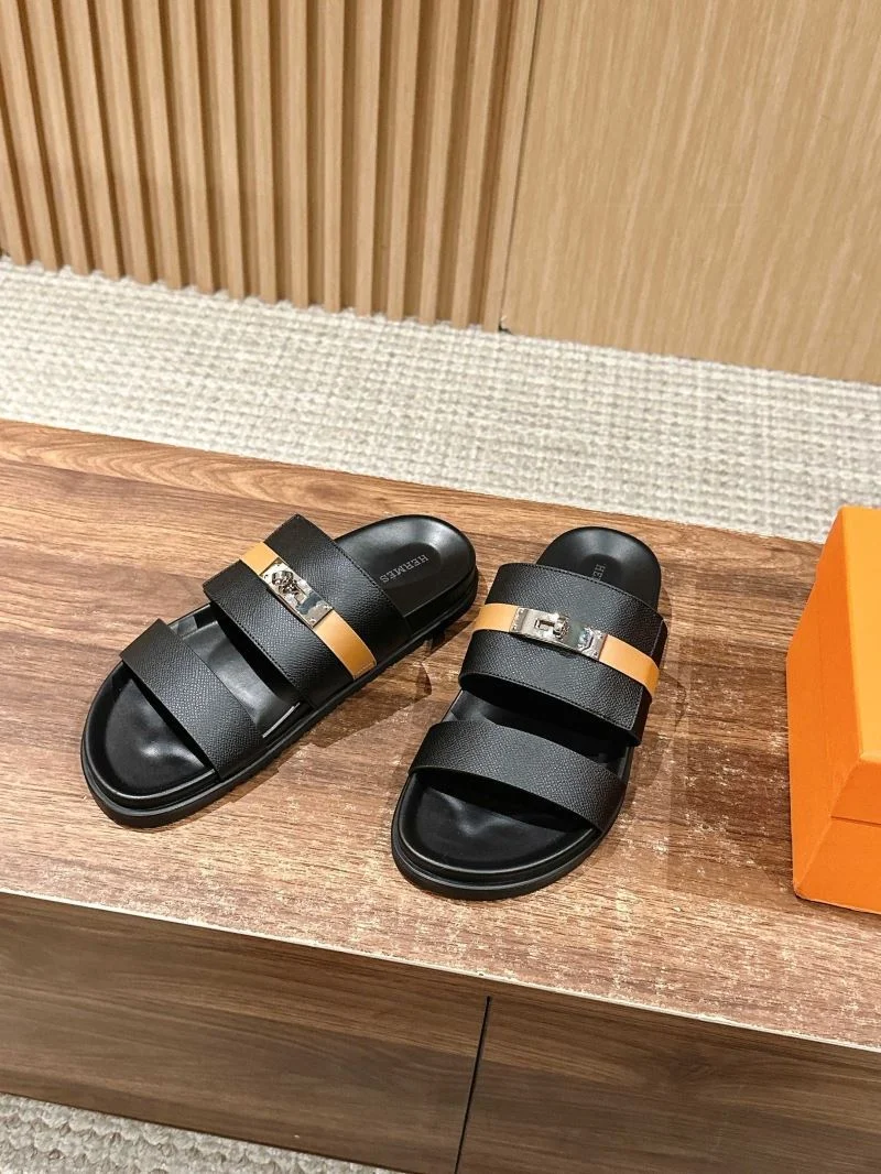 Vibrant Hermes Slippers 26363