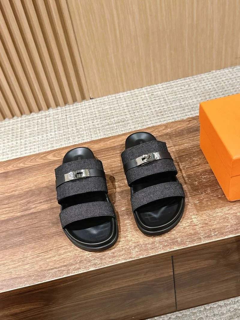 NewStyle Hermes Slippers 26362