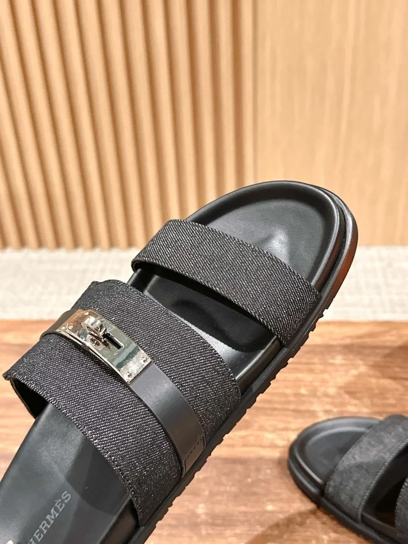 NewStyle Hermes Slippers 26362