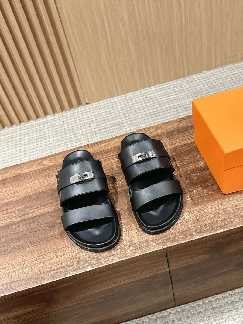 RelaxedFit Hermes Slippers 26358