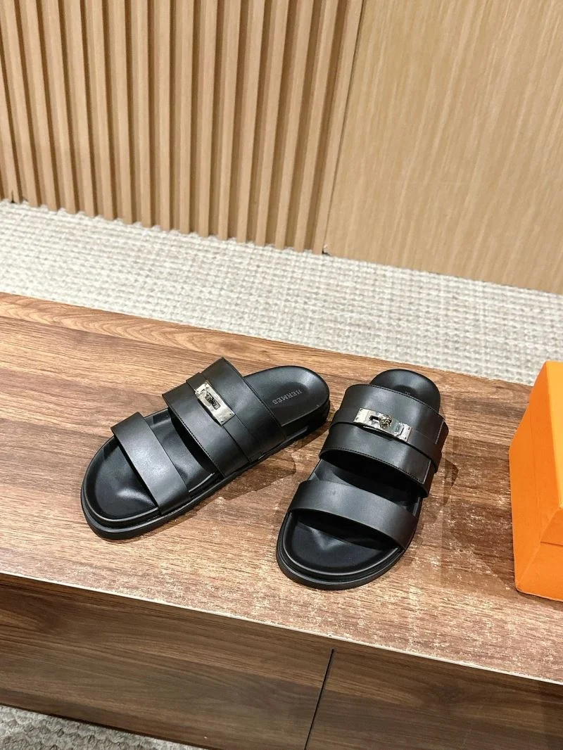 RelaxedFit Hermes Slippers 26358