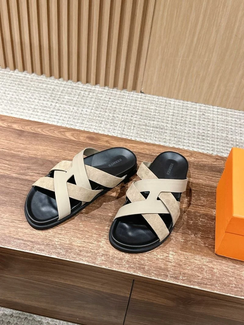 WellDesigned Hermes Slippers 26349
