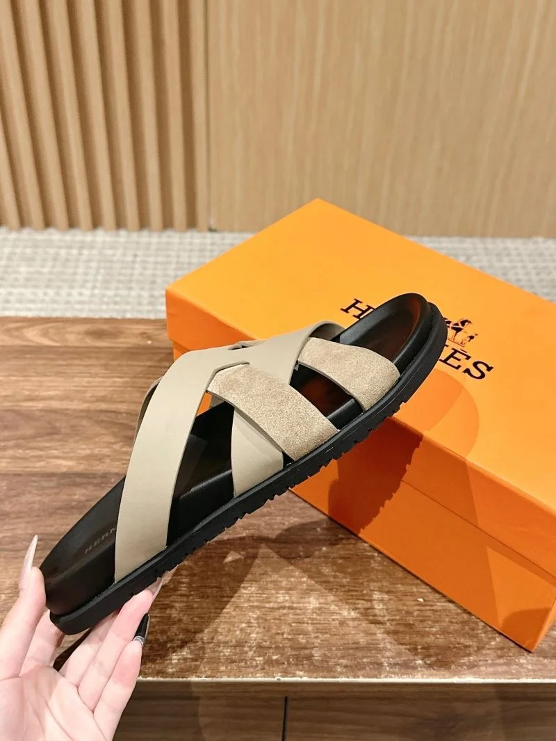 WellDesigned Hermes Slippers 26349