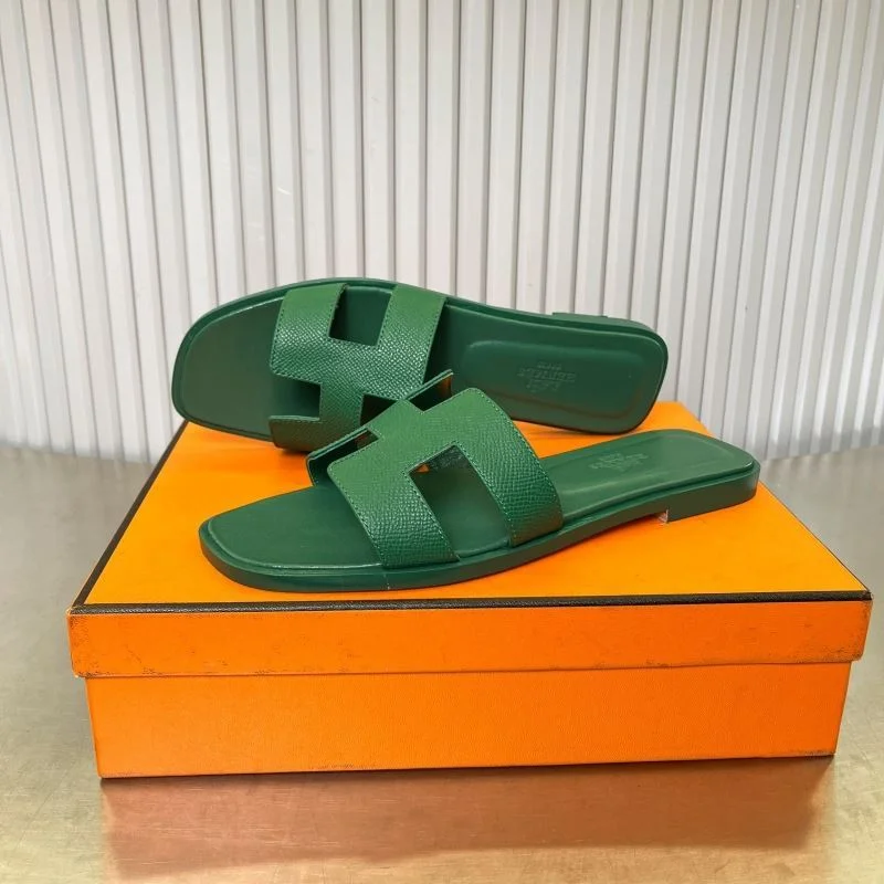 Minimalist Hermes Slippers 26309