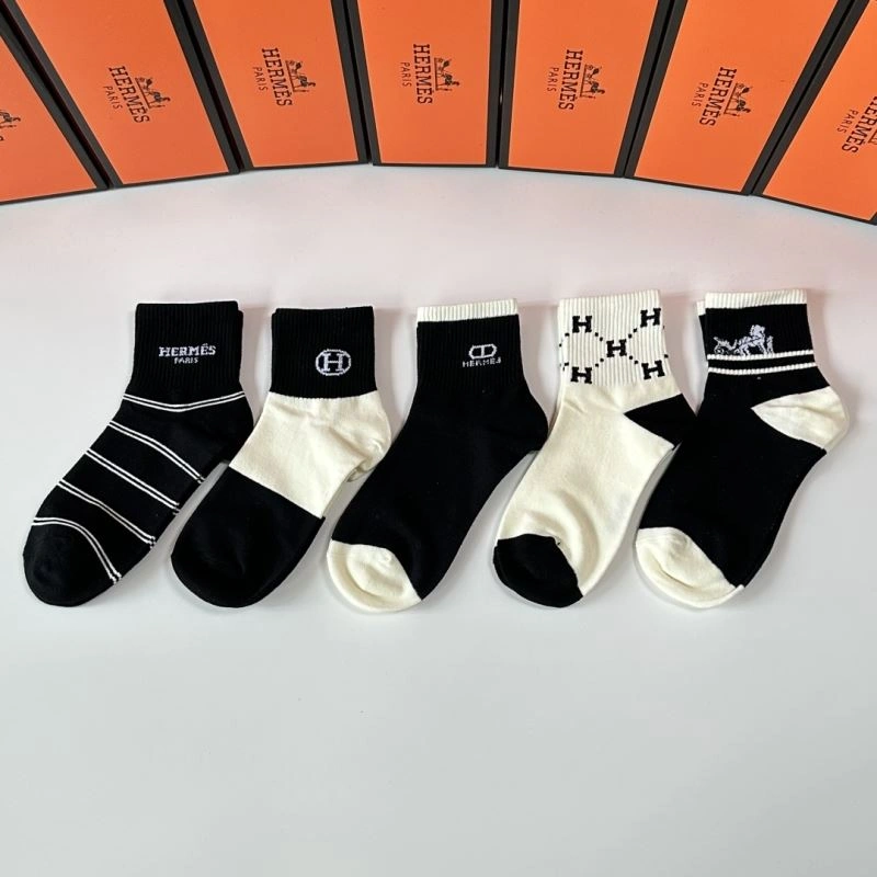 Seasonal Hermes Socks 273626