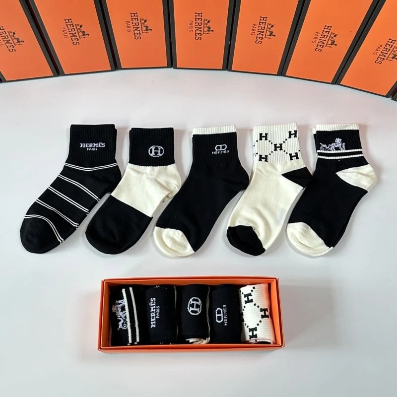 Seasonal Hermes Socks 273626