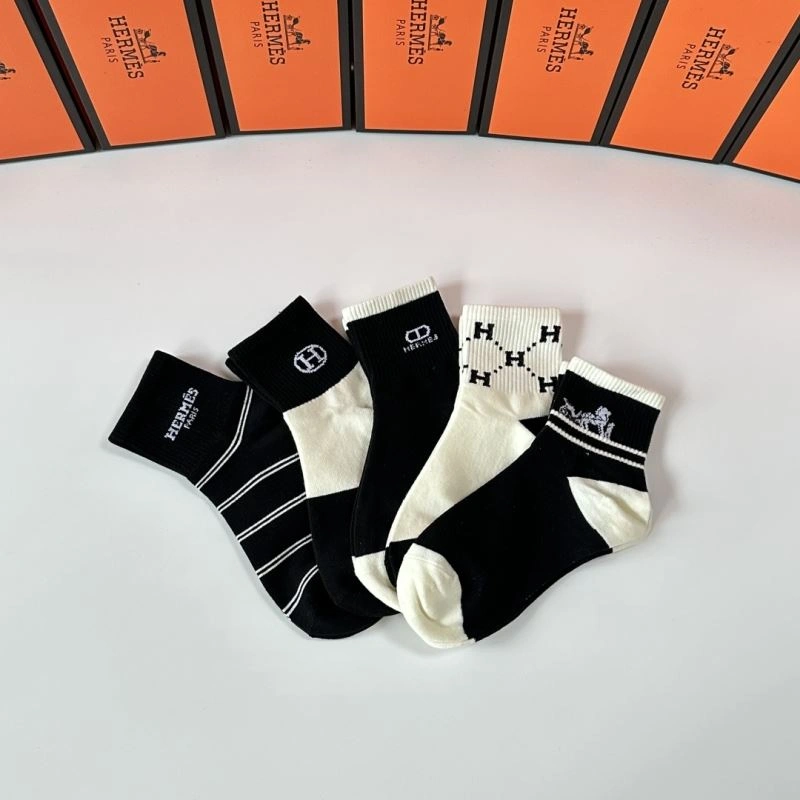Seasonal Hermes Socks 273626
