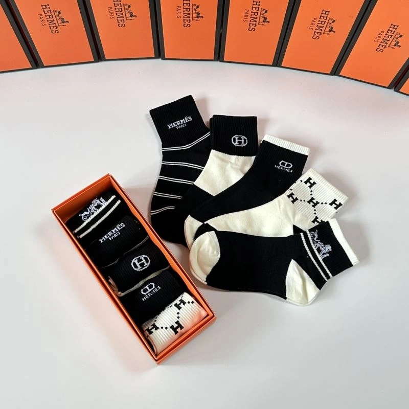 Seasonal Hermes Socks 273626