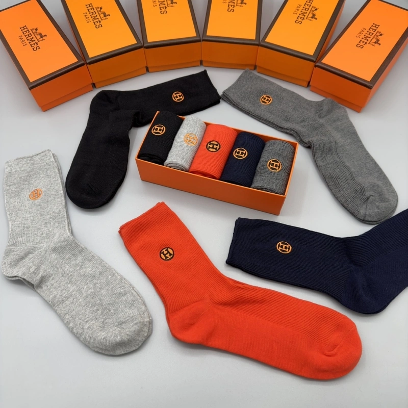Versatile Hermes Socks 274172
