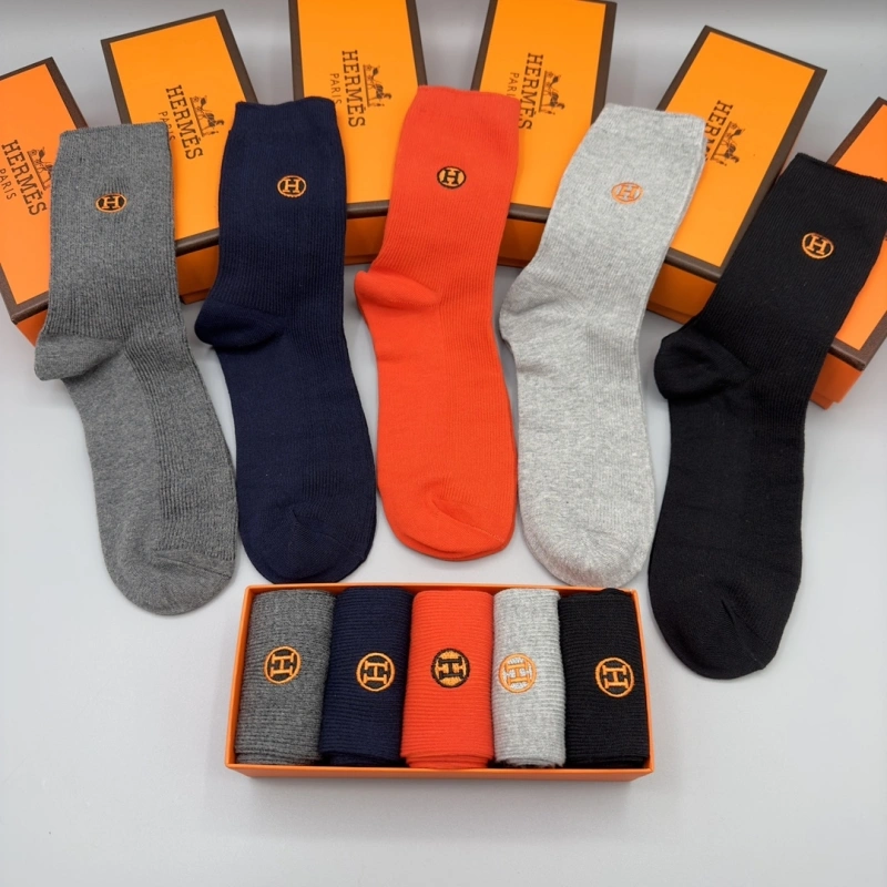 Versatile Hermes Socks 274172