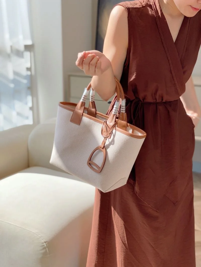 Resilient Hermes Steeple Bags 48565