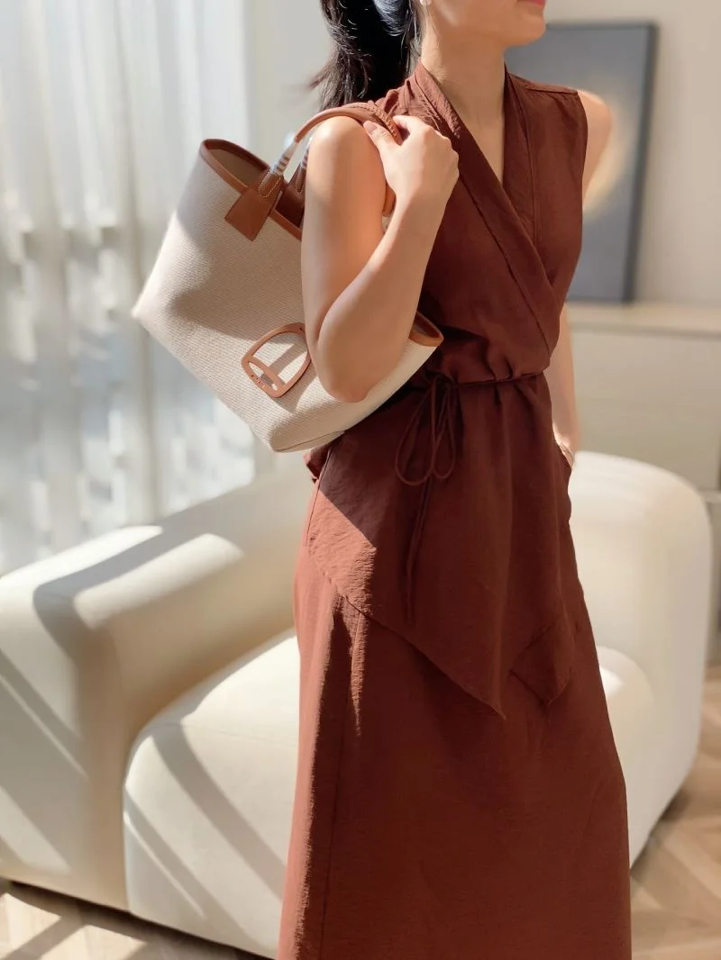 Resilient Hermes Steeple Bags 48565