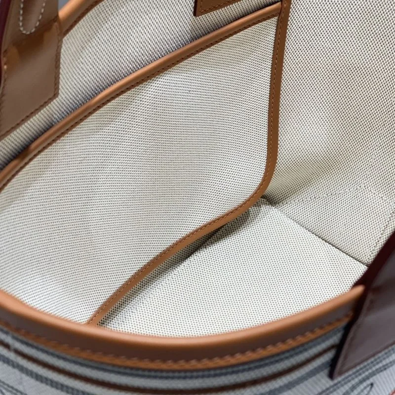Lightweight Hermes Steeple Bags 48602