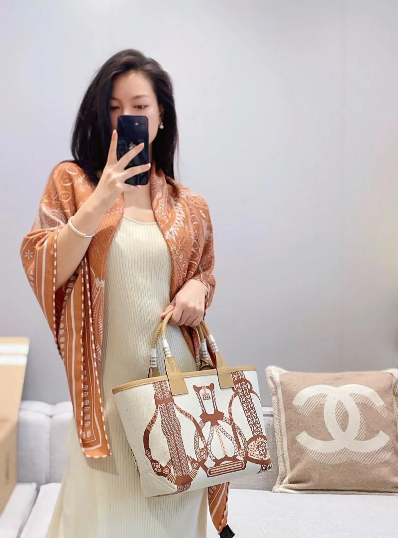 Durable Hermes Steeple Bags 48564