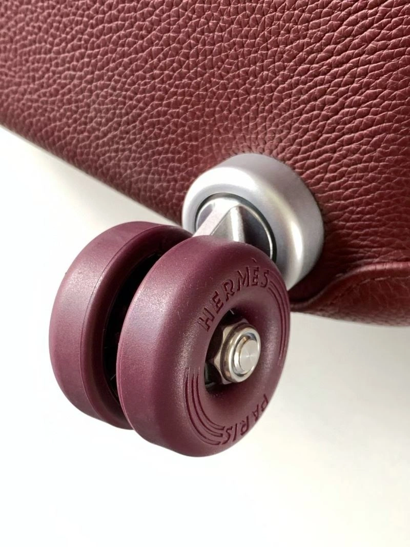 Sophisticated Hermes Suitcase 69313